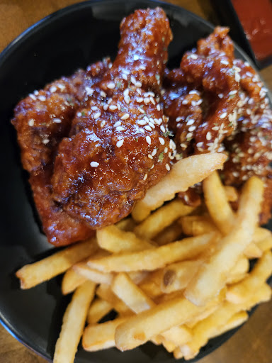 Photo of Simon’s roadhouse bar and wings - 7990 Portage Rd, Niagara Falls, ON L2G 5Y8